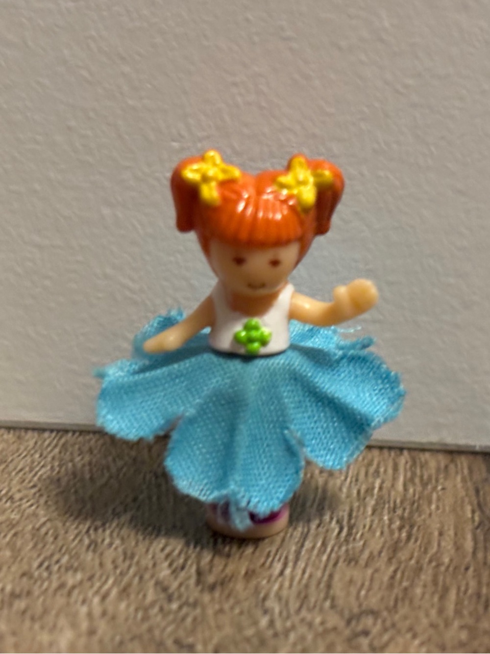 Vintage 1996 Polly Pocket Iris Twirler - Totally Flowers Doll